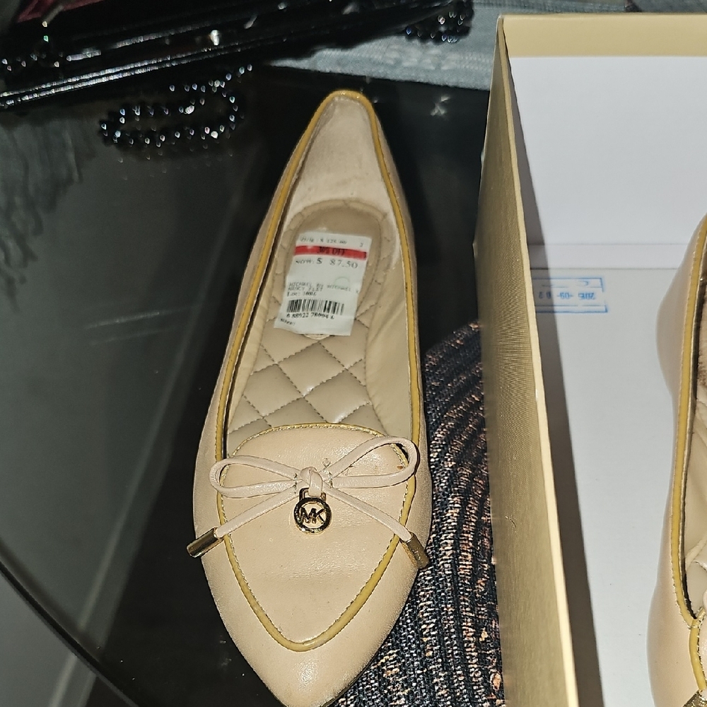 Michael Kors Cream Loafers for Effortless Elegance